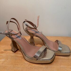 Steve Madden Nicky Metallic Gold Heels